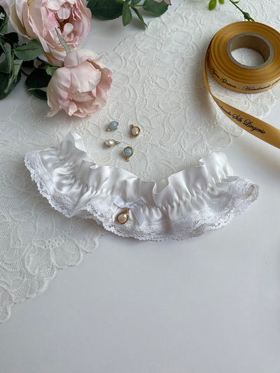 Clara White Silk & Lace Garter With Detachable Pendent